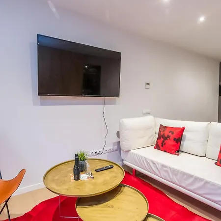 My Space Brand New In Center Apartment Barcelona